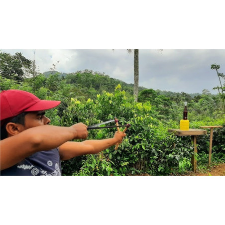 Handcrafted Traditional Katapolaya – Sri Lankan Wooden Slingshot
